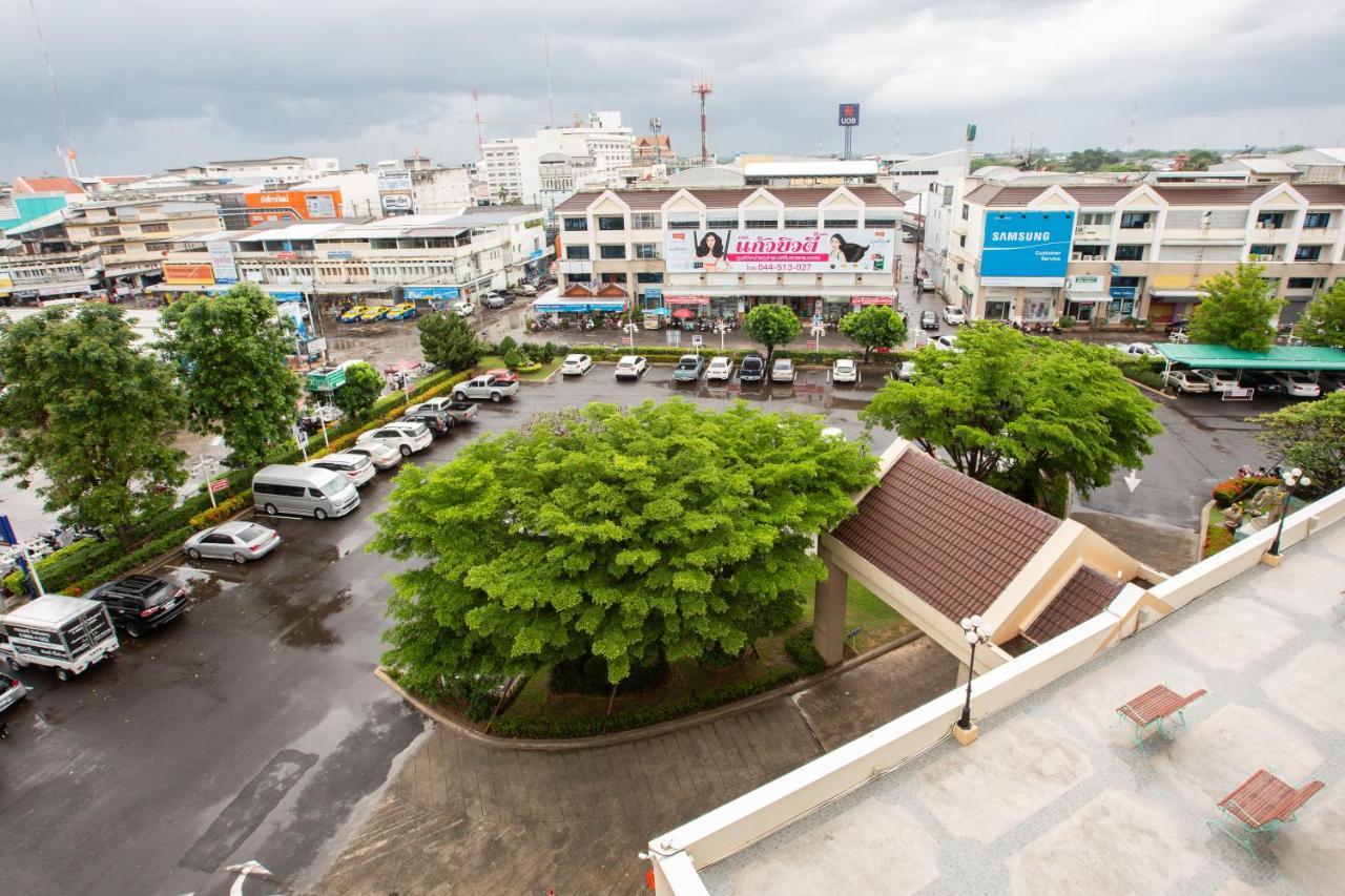 Surin Majestic Hotel エクステリア 写真